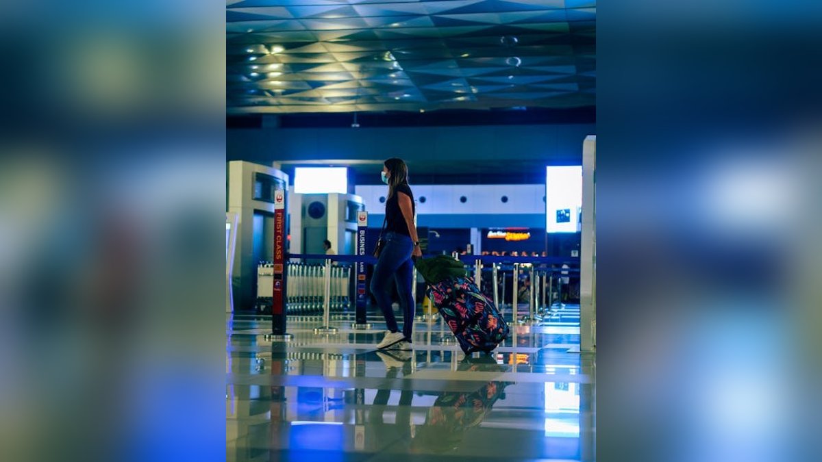 How to Speed Through Airport Security